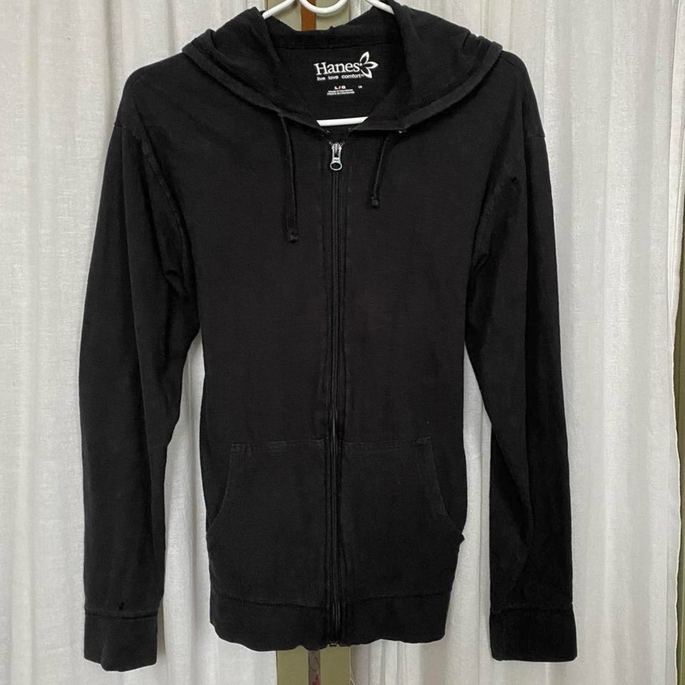 black zip up hoodie